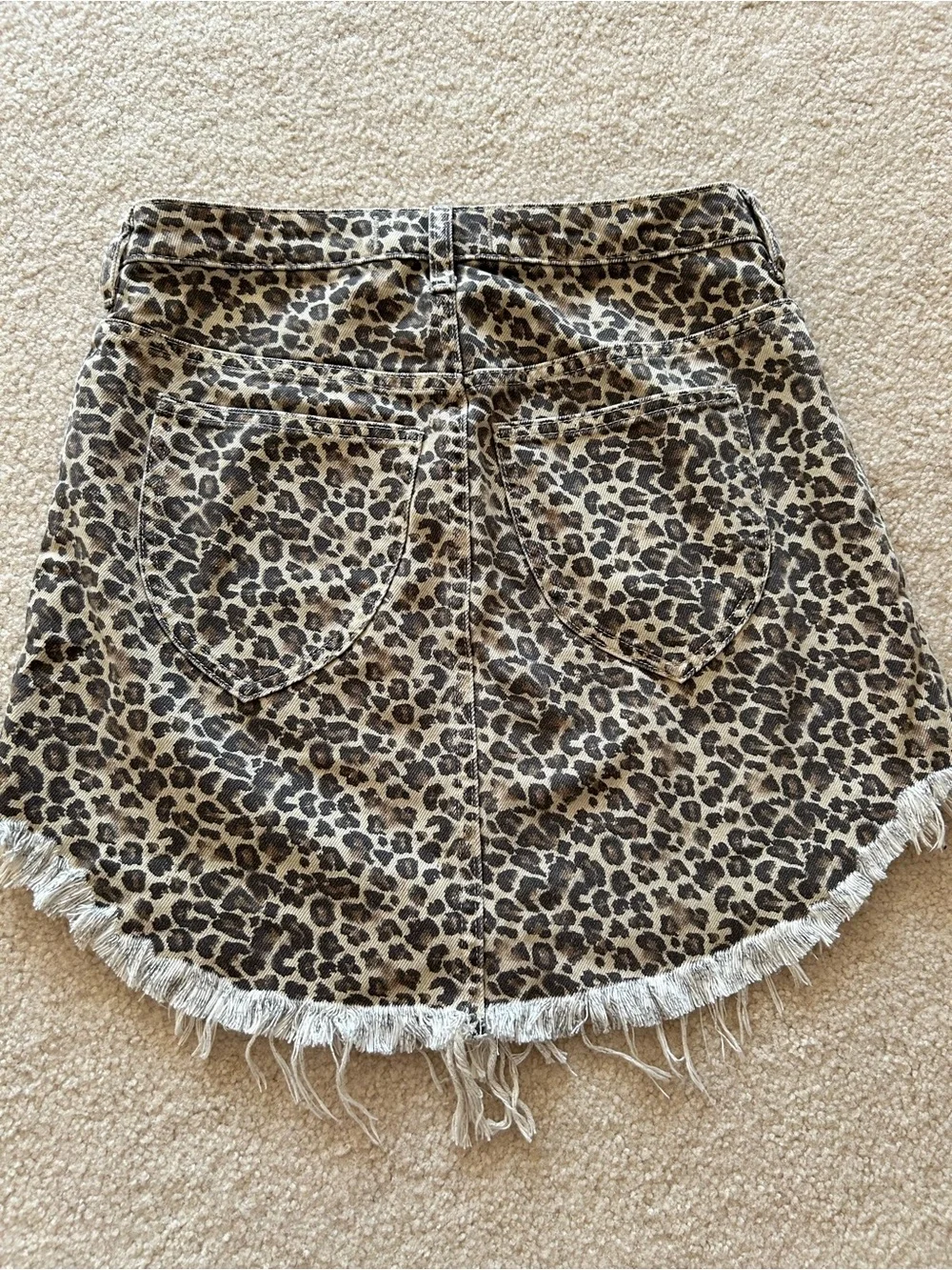 Free People Bailey Leopard Print Denim Mini Skirt W Frayed Hem Sz 27 EUC